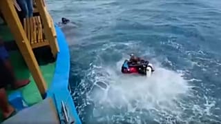 Rescue teams search for missing Italian divers in Maldives' Vaavu Atoll