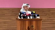 Il portavoce del ministero degli Esteri del Qatar, il dottor Majed Al-Ansari, tiene un briefing con la stampa il 19 maggio 2026.