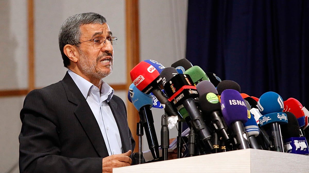 Washington aurait songé à remettre Ahmadinejad au pouvoir en Iran