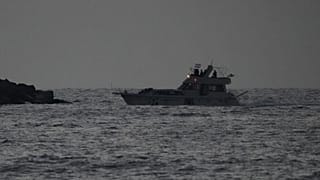 Las fuerzas navales israelíes escoltan una embarcación de la Flotilla con destino a Gaza, confiscada, hasta el puerto israelí de Ashdod tras interceptarla en el Mediterráneo