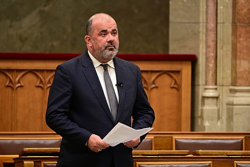 Bóna Zoltán a parlamentben 2025. november 17-én