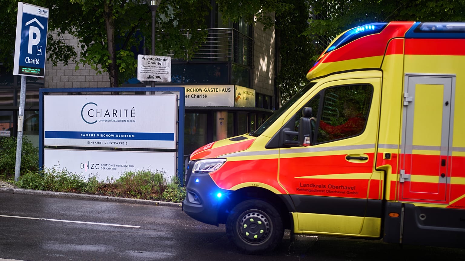 Der mit Ebola infizierte US-Arzt wird an der Charité behandelt