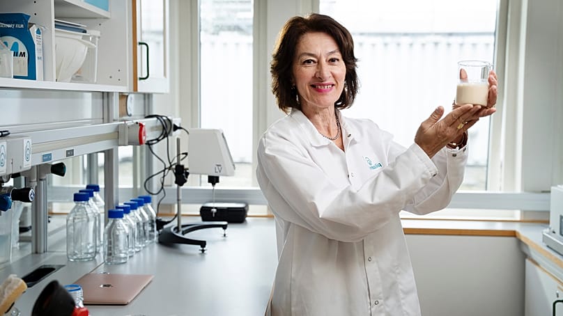 A. Triantafyllou obtuvo un doctorado en Biotecnología por la Universidad de Lund en 1996, tras licenciarse en Química por la Universidad de Ioánina en 1987