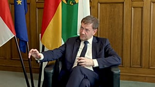 CDU-Ministerpräsident Kretschmer über Ukraine-Flüchtlinge und Gas aus Russland