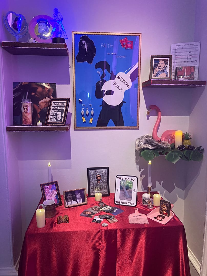 محراب جورج مایکل در نمایشگاه «Holy Pop!»