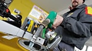 Pompa di benzina - foto archivio