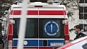 Το παιδί μεταφέρεται στο νοσοκομείο, όπου υποβάλλεται σε επέμβαση, και η κατάστασή του είναι σταθερή