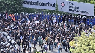 İstanbul Bilgi Üniversitesi'ndeki protestolar üçüncü gününe girdi.