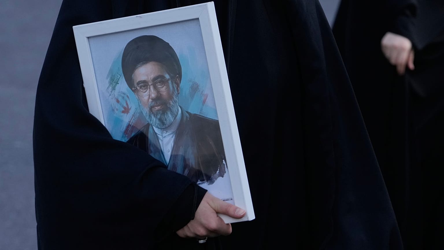 تصویر مجتبی خامنه‌ای