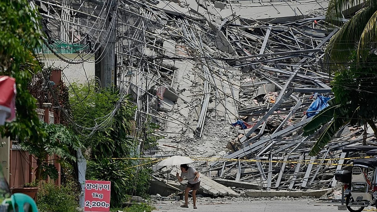 At least four dead, 17 still missing after collapse of unfinished hotel in Philippines