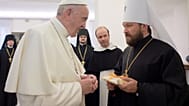 Папа Франциск и Иларион (Алфеев). 26 сентября 2017 года. (L'Osservatore Romano/Pool via AP)
