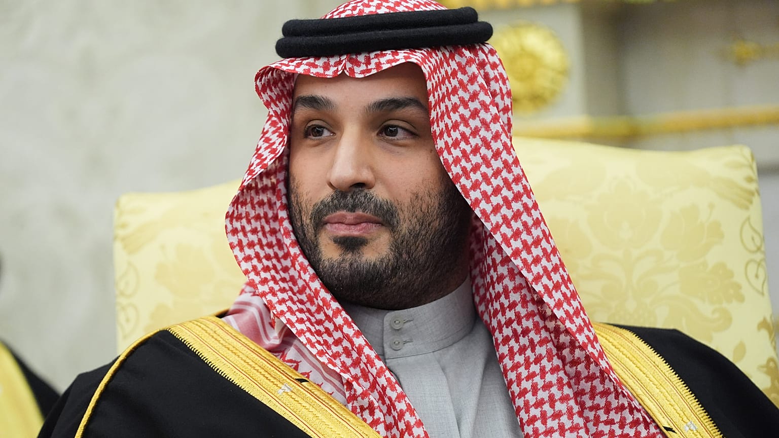 ولي العهد السعودي الأمير محمد بن سلمان خلال اجتماع مع الرئيس الأميركي دونالد ترامب في البيت الأبيض، الثلاثاء 18 تشرين الثاني/نوفمبر 2025.