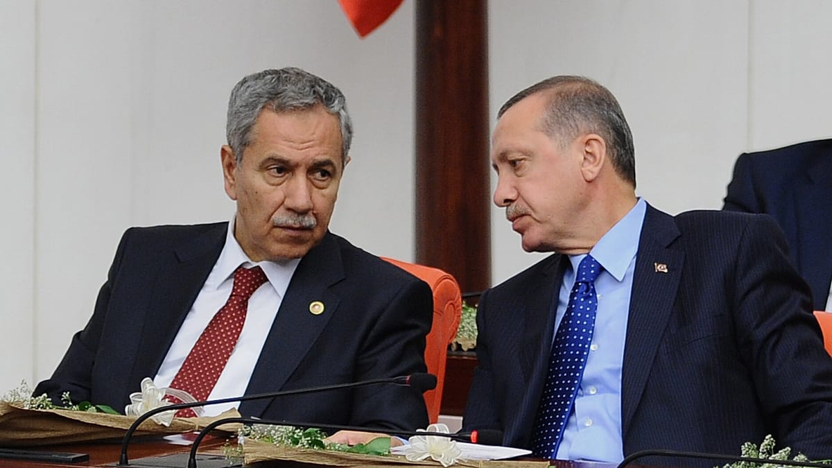 Bülent Arınç'dan CHP'ye mutlak butlan yorumu: Bu karar yetki, görev ve usul hukuku bakımından yanlış