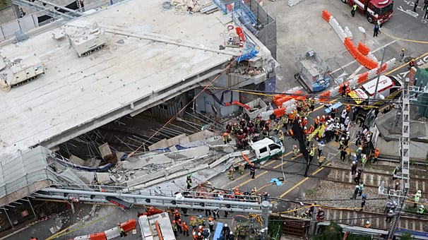 小心被跌 South Korea overpass collapse kills three in Seoul | Africanews