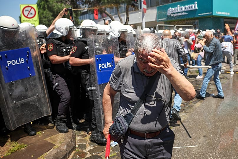 Police use water cannon to disperse supporters of the CHP during a rally in Izmir, 26 May, 2026