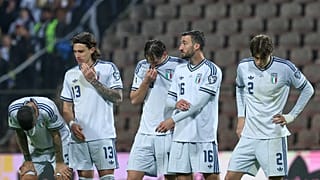 I giocatori dell'Italia dopo l'eliminazione ad opera della Bosnia