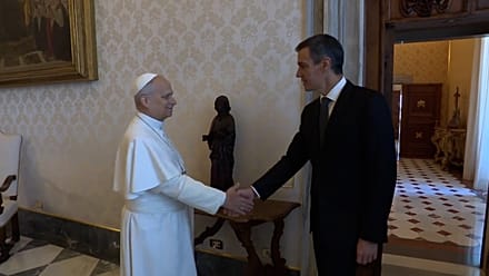 Pope Leo XIV meets Pedro Sánchez at the Vatican ahead of Spain visit