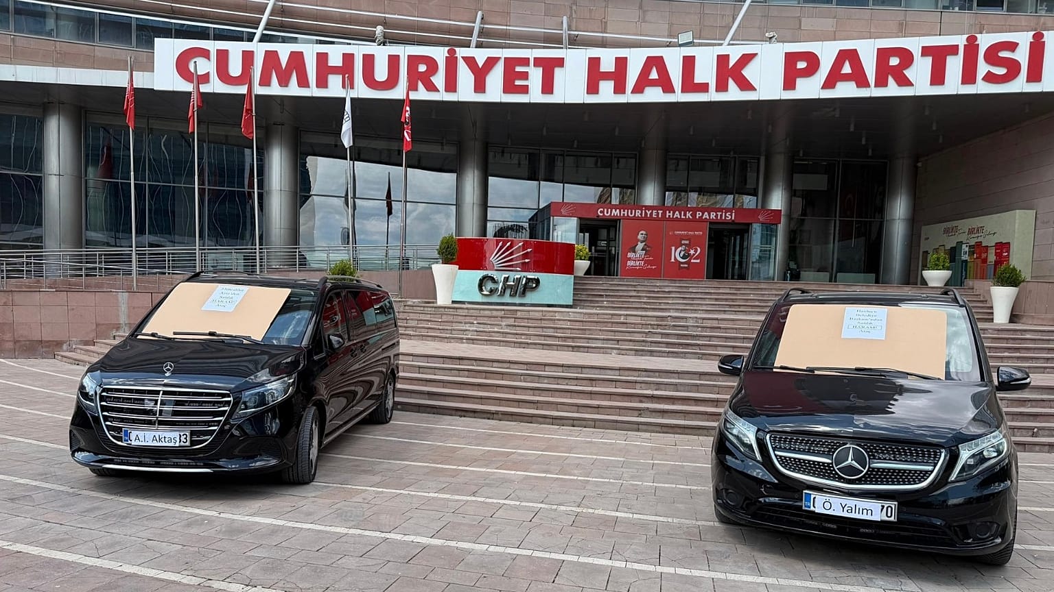 Kılıçdaroğlu'nun satışa çıkardığı araçlar (Fotoğraf: X)