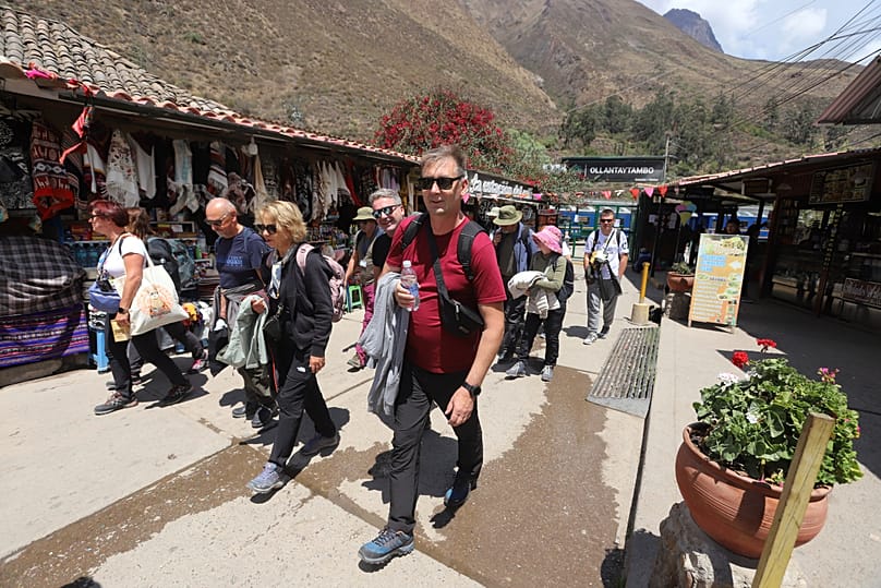 Des touristes au Machu picchu en septembre 2025.