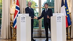 Frankreichs Präsident Emmanuel Macron und Norwegens Ministerpräsident Jonas Gahr Støre
