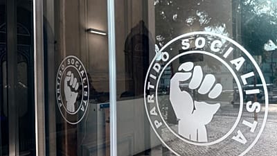 A entrada da sede do Partido Socialista em Lisboa