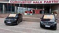 CHP Genel Merkezi önündeki otomobiller