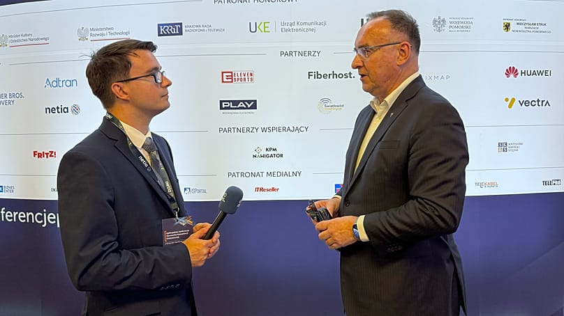 L'eurodeputato del gruppo politico Renew Europe Michał Kobosko parla con Euronews dei rischi legati all'IA.