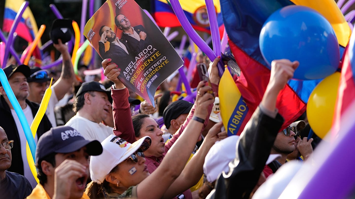 Colombians Vote Sunday in Presidential Election