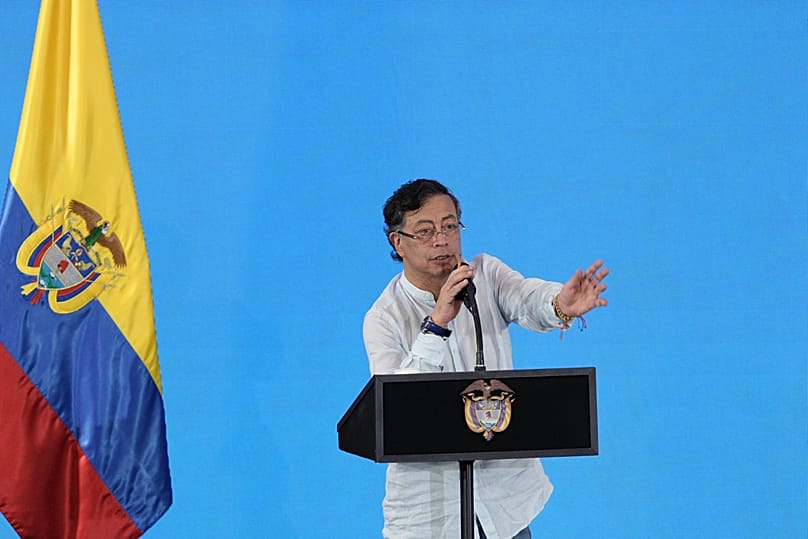 Il presidente della Colombia, Gustavo Petro, durante una conferenza sulla transizione energetica, martedì 28 aprile 2026, a Santa Marta, Colombia. 
