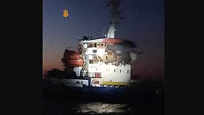 Une photo du navire attaqué en mer Noire, diffusée par la marine ukrainienne.