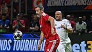 Robert Pirès és Roberto Carlos a Papp László Budapest Sportarénában