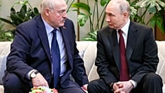 Лукашенко и Путин на саммите в Астане