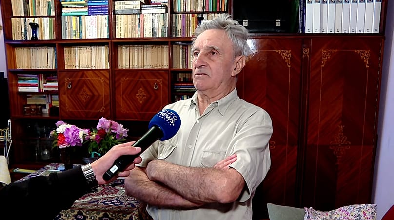 Euronews speaks with 87-year-old Vasile Opincă, who lives nearby the building that was struck Friday by a Russian drone.