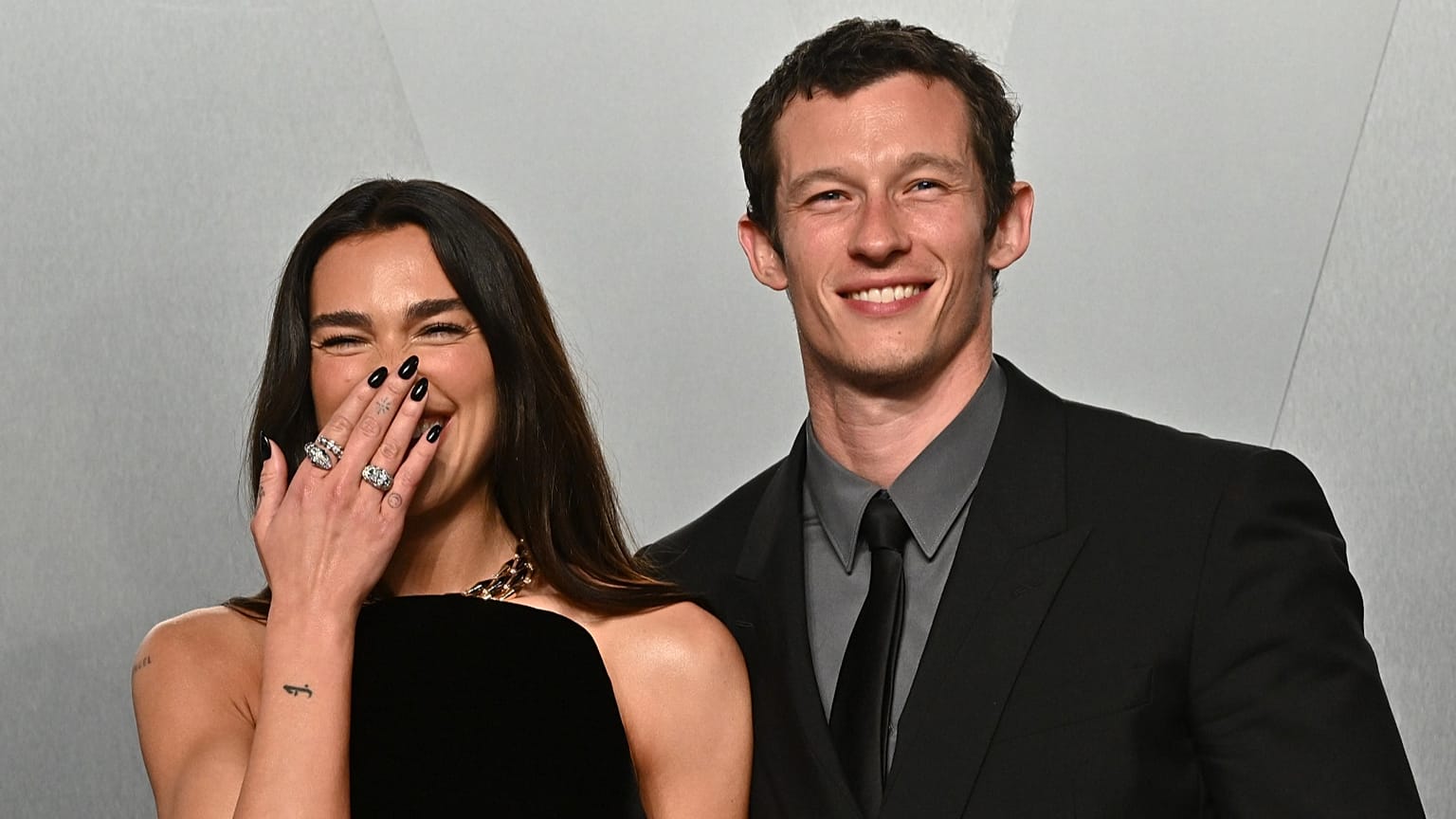 Dua Lipa et Callum Turner se marient lors d'un mariage secret à Londres