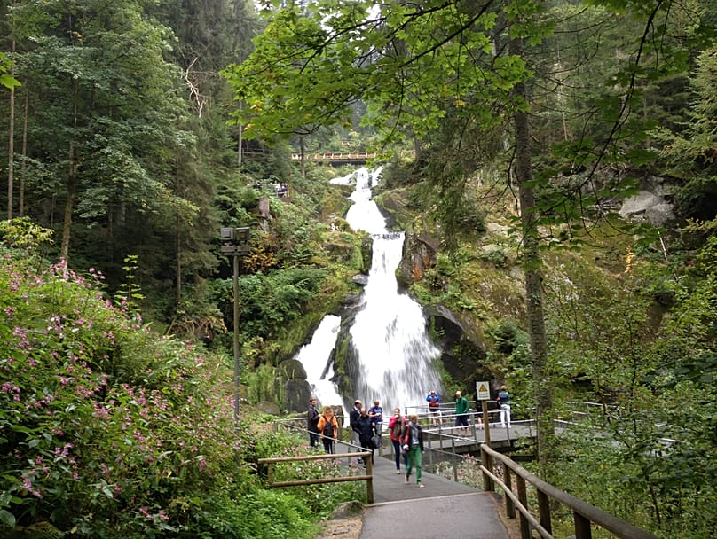 Die Triberger Wasserfälle im Schwarzwald sind ein beliebtes Ausflugsziel.