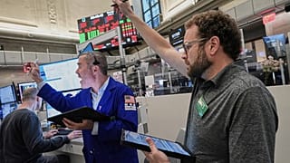 Options traders Justin Kanda and Serge Marinovich on the floor of the New York Stock Exchange, 1 June 2026