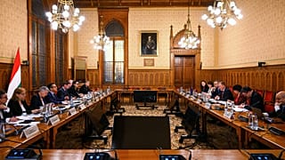 Michael McGrath Tarr Zoltánnal tárgyal a minisztériumban