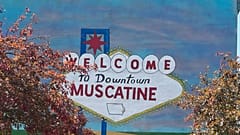 A mural on the side of a building is shown in downtown Muscatine, Iowa