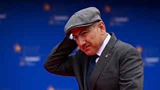 АРХИВ: премьер-министр Армении Никол Пашинян прибывает на саммит Европейского политического сообщества в Тиране, 16 мая 2025 года