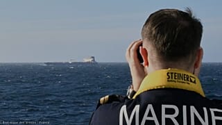 Une opération franco-britannique contre la "flotte fantôme" russe, janvier 2026. 