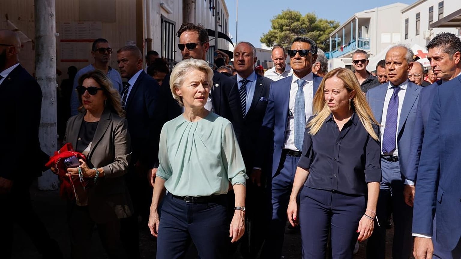 Ursula von der Leyen, President of the European Commission, with Giorgia Meloni, Italian Prime Minister, visiting the Lampedusa migrant hotspot, 17 Sept. 2023.