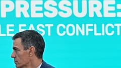 El presidente del Gobierno español, Pedro Sánchez, asiste a la sede de la FAO durante una sesión especial, celebrada en Roma, el 26 de mayo de 2026.