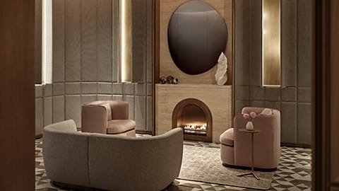 The Chancery Rosewood in Mayfair offers effortlessly stylish interiors