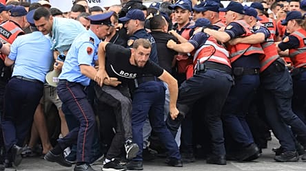 Albania: Fourth day of unrest as Trump-linked resort sparks protests