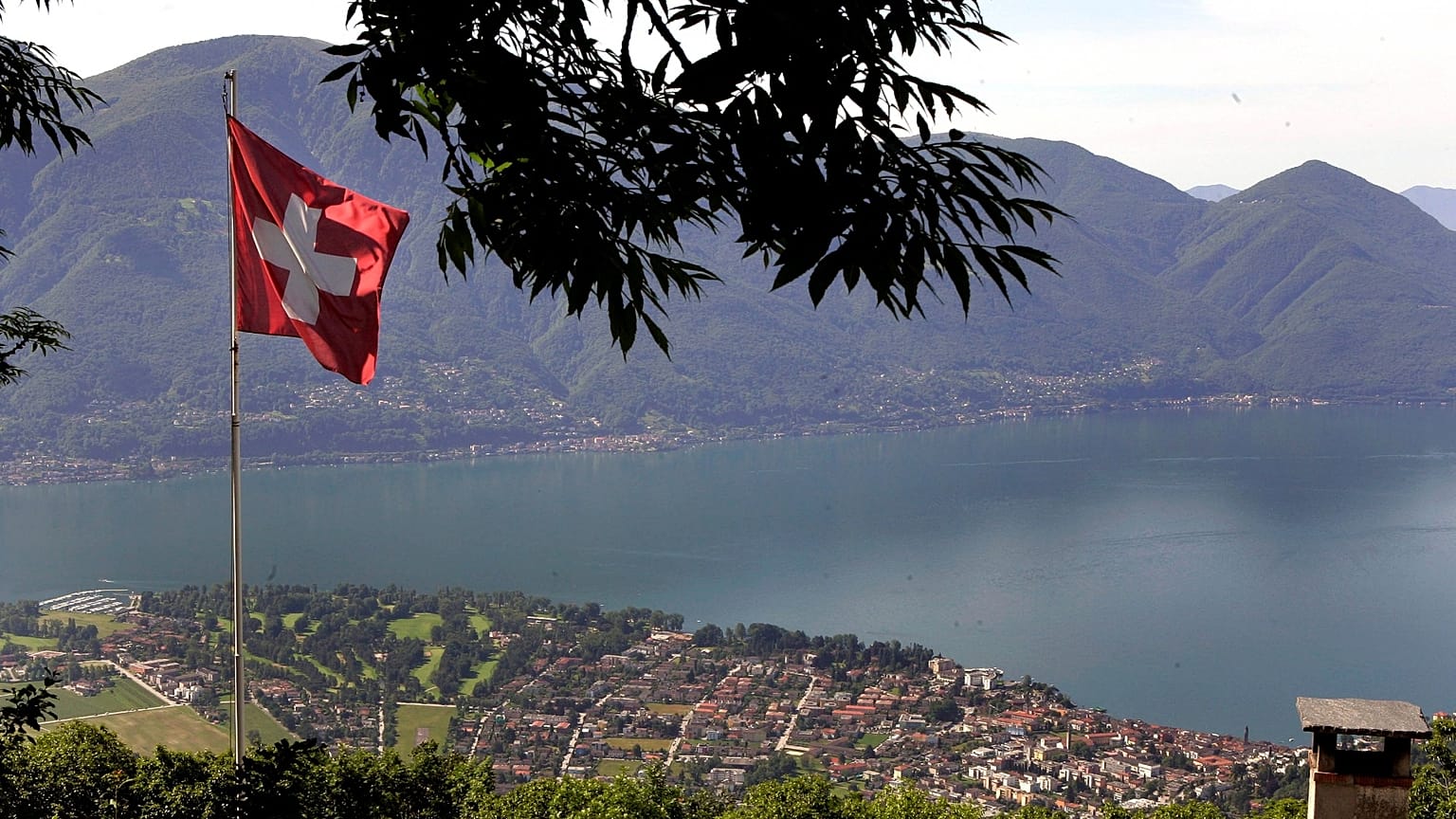 Schweizer Flagge, Archiv