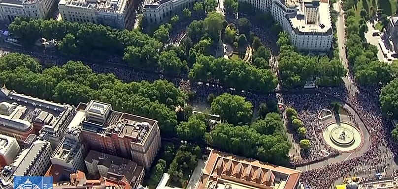 Plaza de Cibeles en la parte inferior derecha, Madrid, 7 de junio de 2026