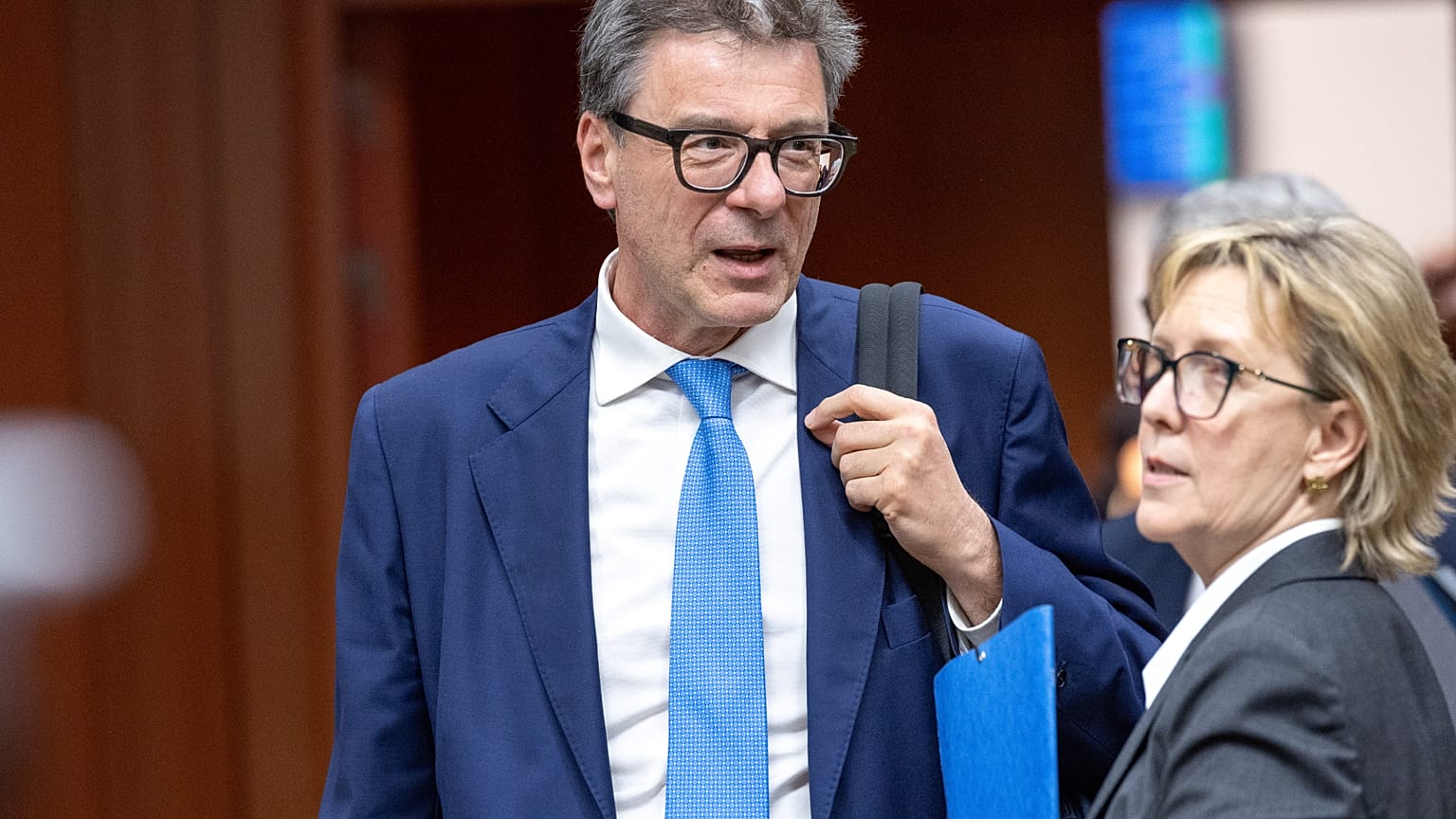 Giorgetti: Clausola Ue su flessibilità per energia richiederà passaggio parlamentare