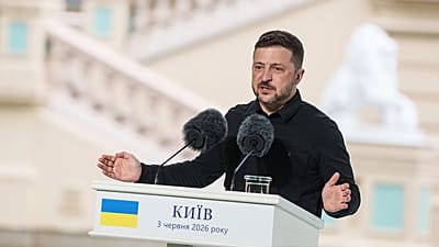 Ukrayna Devlet Başkanı Volodimir Zelenskiy, 3 Haziran 2026'da Kiev'de gazetecilere konuşuyor.