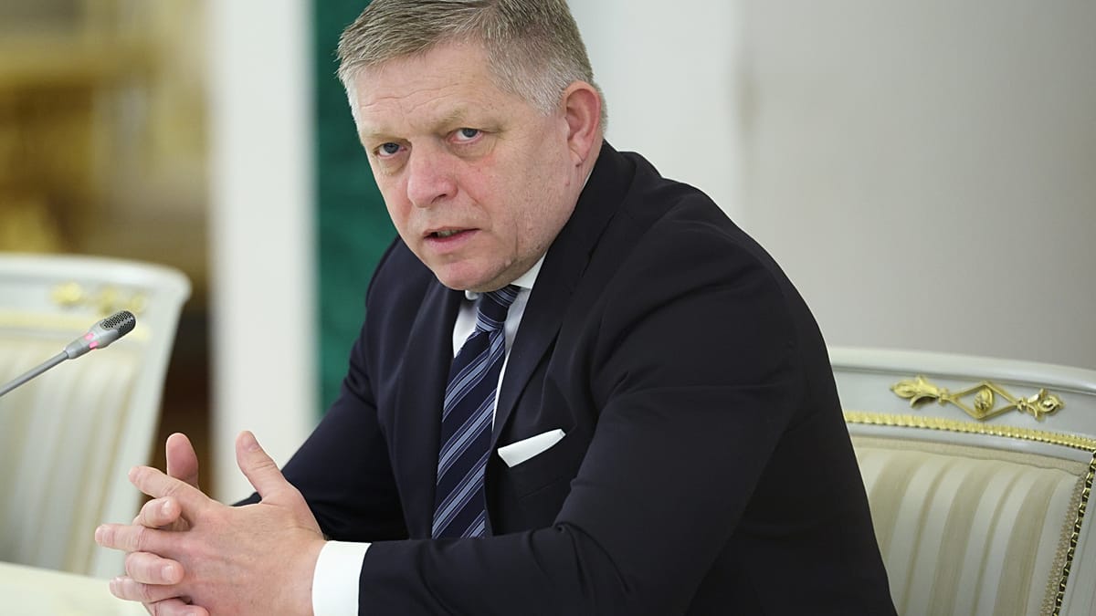 Robert Fico üzent Magyar Péternek: szerinte Magyarország Szlovákiával határos, nem önmagával