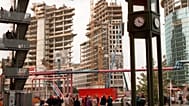 Archivaufnahme von 1998: Das höchste Gebäude am Potsdamer Platz ist aktuell das Kollhoff-Hochhaus mit 103 Metern Höhe.
